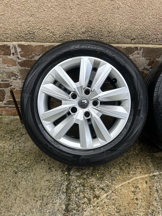 Оригинални джанти с гуми за Renault Megane IV 5x114,3 16”
