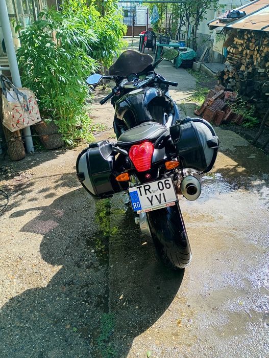 Vând BMW k 1200s an 2007