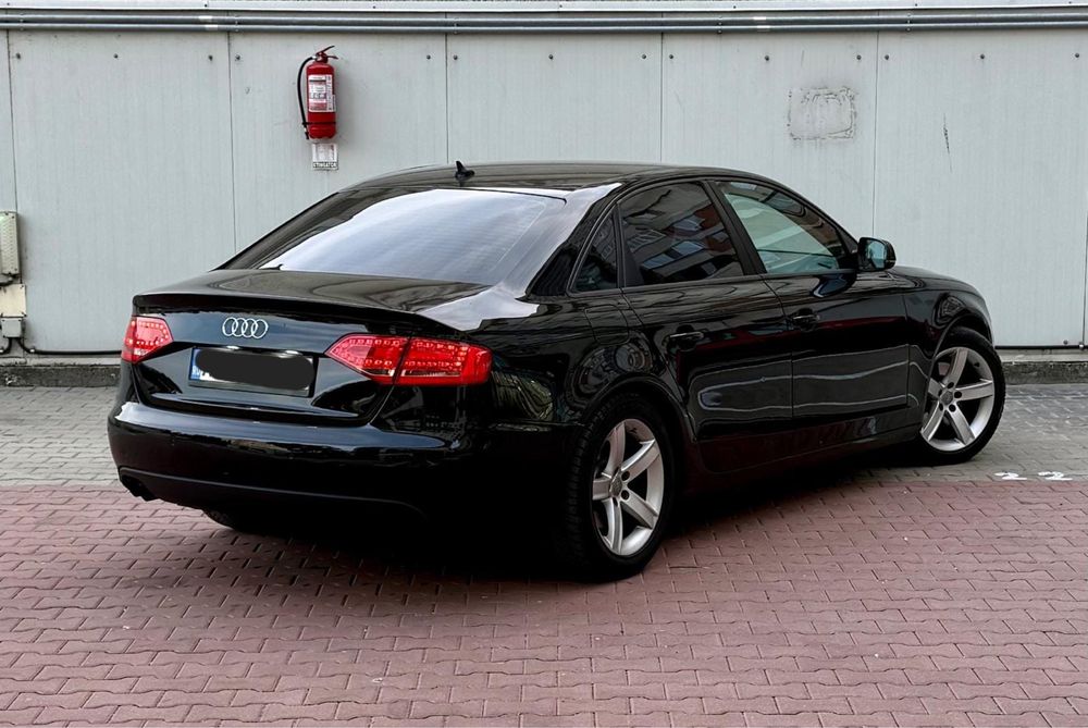 Vând AUDI A4 B8