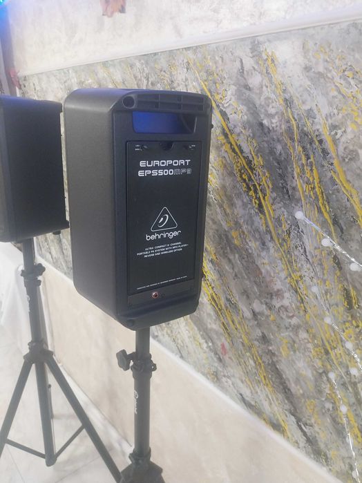 Boxe active Behringher