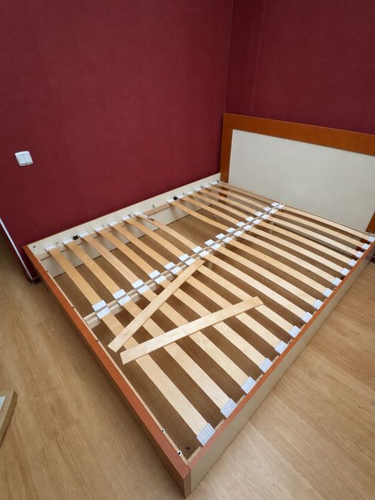Продам кровать 160*200