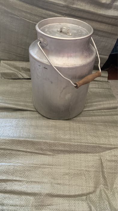 Продам бидон СССР 10 л