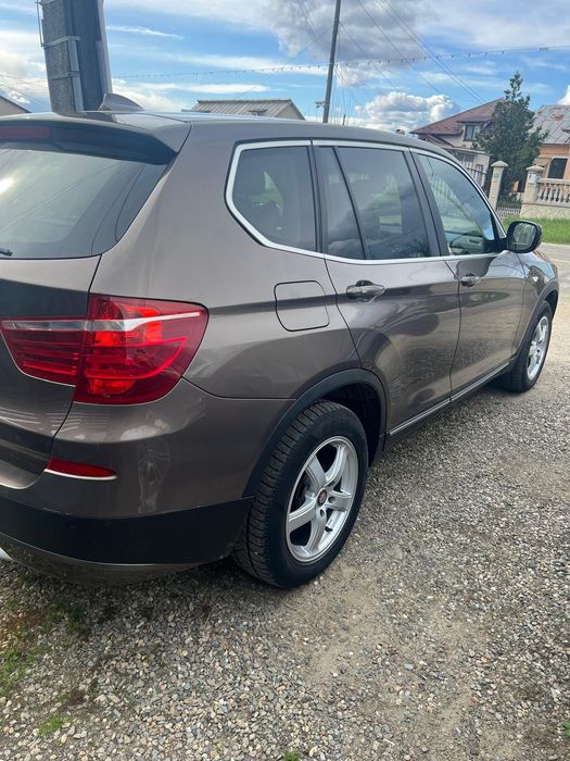 BMW X3 2011