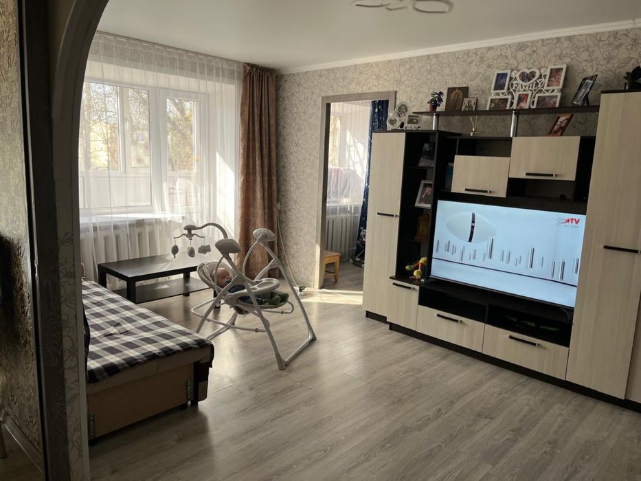 Продам квартиру чернышевского 102. Второй этаж не угловая