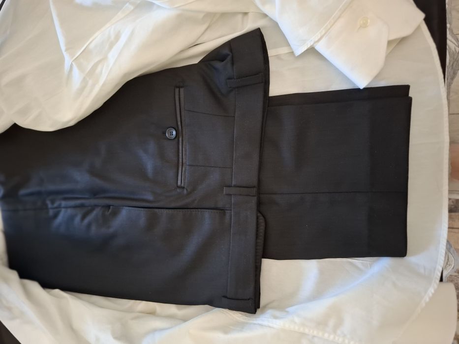 Классические костюмы