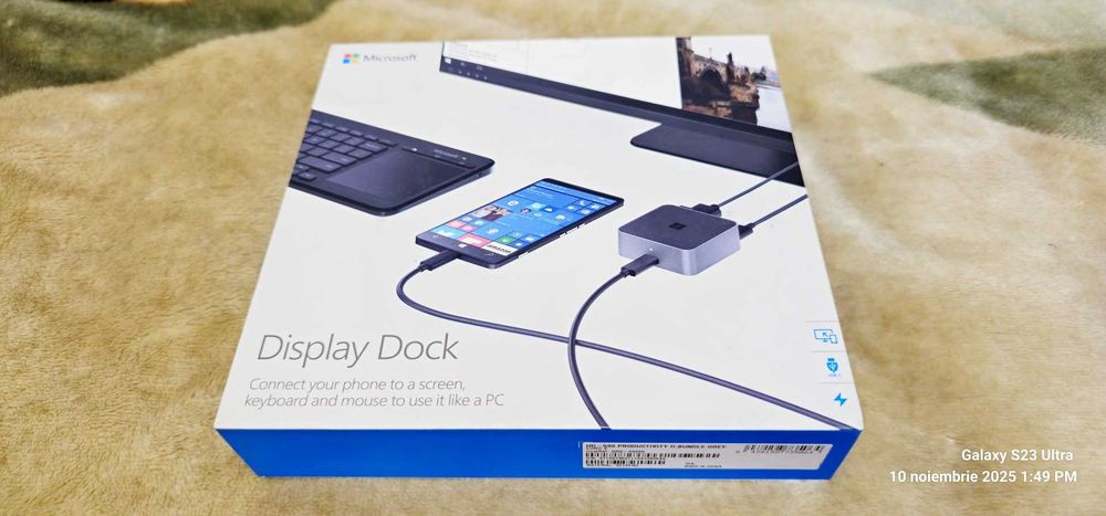 Microsoft display dock