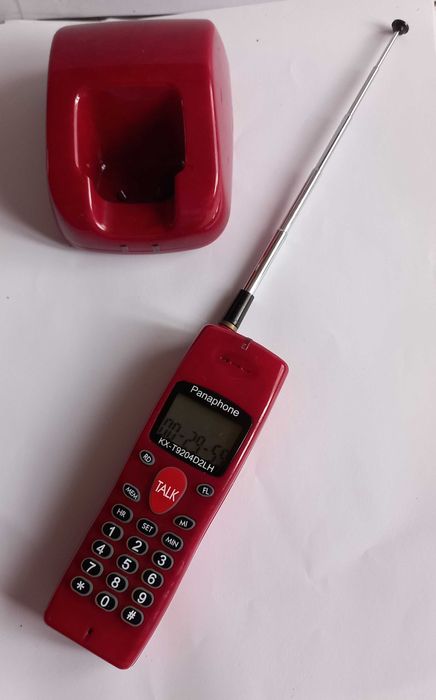 Panaphone KX-T9204D2LH, telefon fără fir produs de Panasonic '80-'90