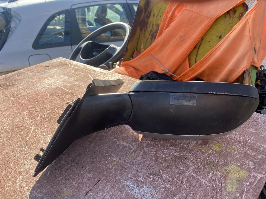 Дясно огледало електрическо за опел корса ц