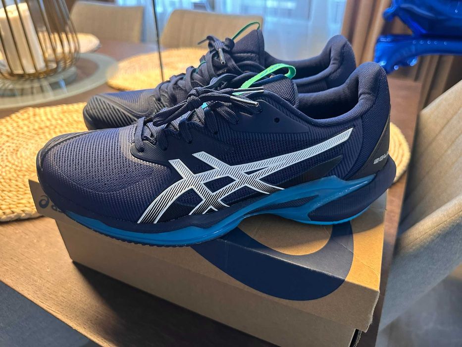 Нови тенис маратонки ASICS - клей корт