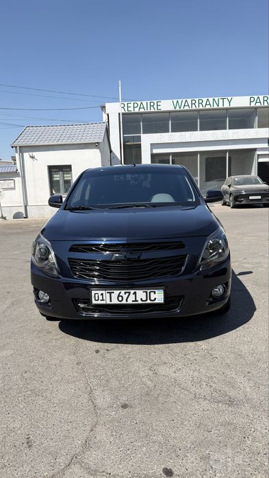Chevrolet Cobalt 2023 Darck moon