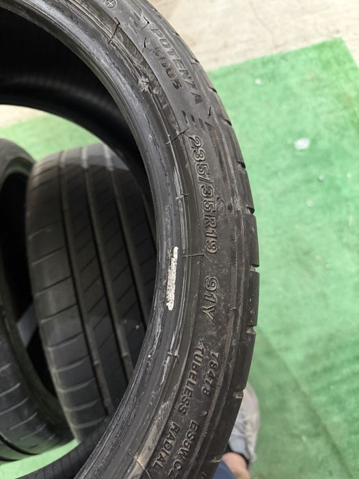 4 anvelope Vara Bridgestone Potenza  R19 235/35/19 91Y DOT 2022