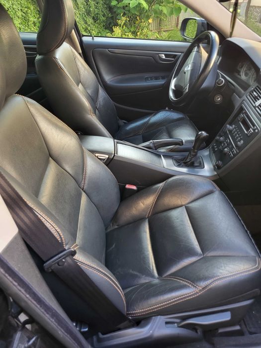autoturism Volvo S60