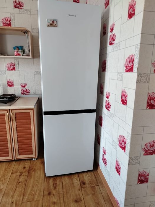 Холодильник                .