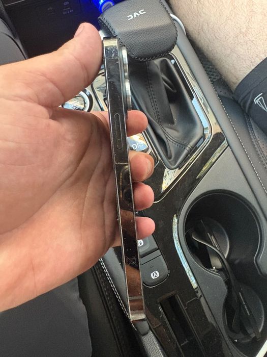 Продам iphone 13 pro