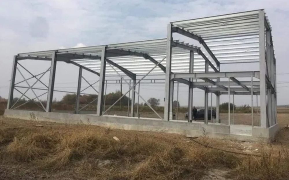 Vând hală metalică spălătorie auto service auto