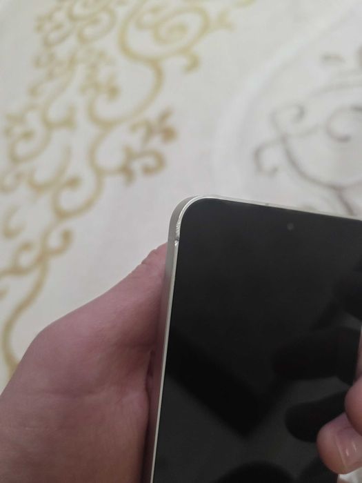 Продам Samsung S24 128 gb white