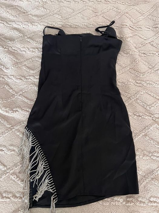 Продам вечернии платья.