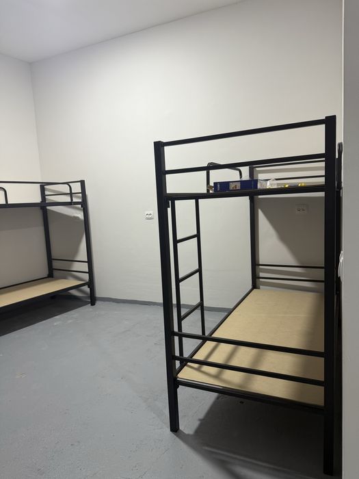 kvartira bor yotoq xona xonadinda