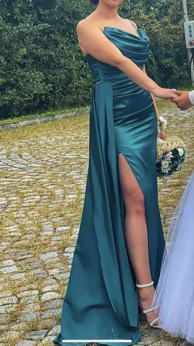 Официална дълга зелена рокля