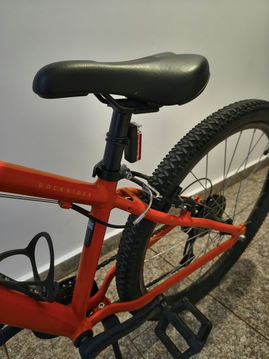 Vând Bicicleta ROCKRIDER MTB 26" , 9 -12 ani