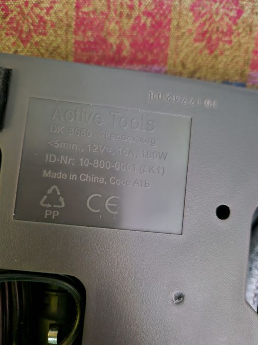 Оригинален Компресор 180W Ауди Фолксваген Сеат Шкода Помпене Гуми