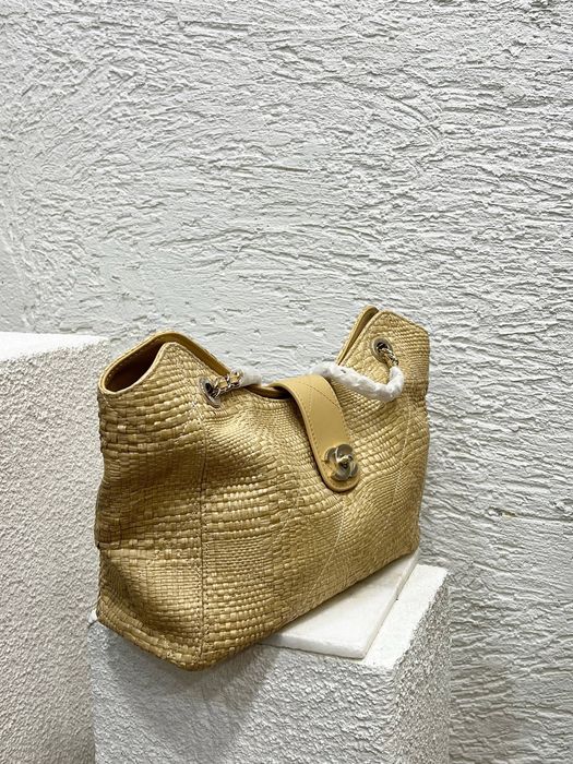 Chanel Cabas, Raphia tressé & métal