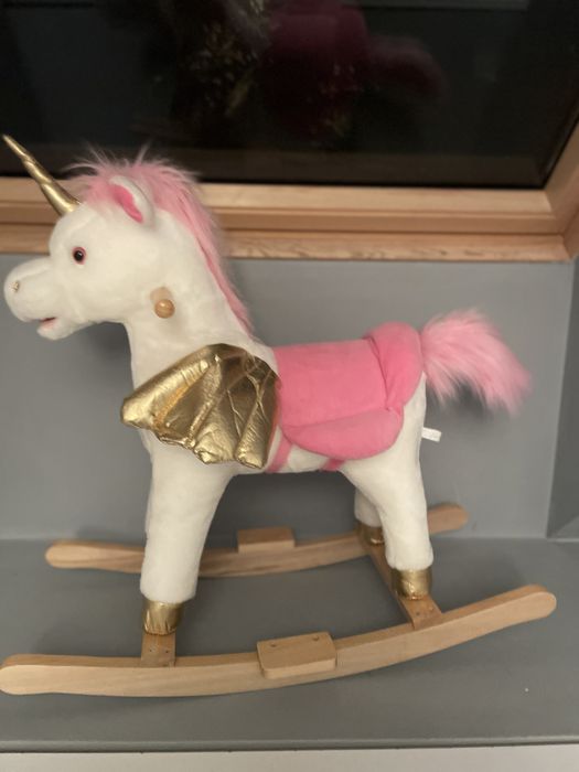 Люлеещо конче - бяло с розово