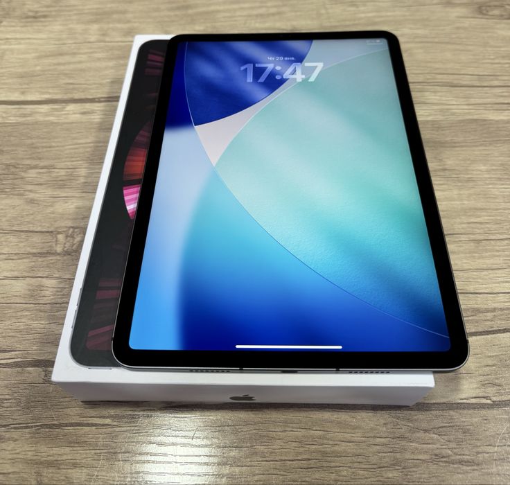 Prodam Idyal Ipad Pro 11 M1 128GB 5G