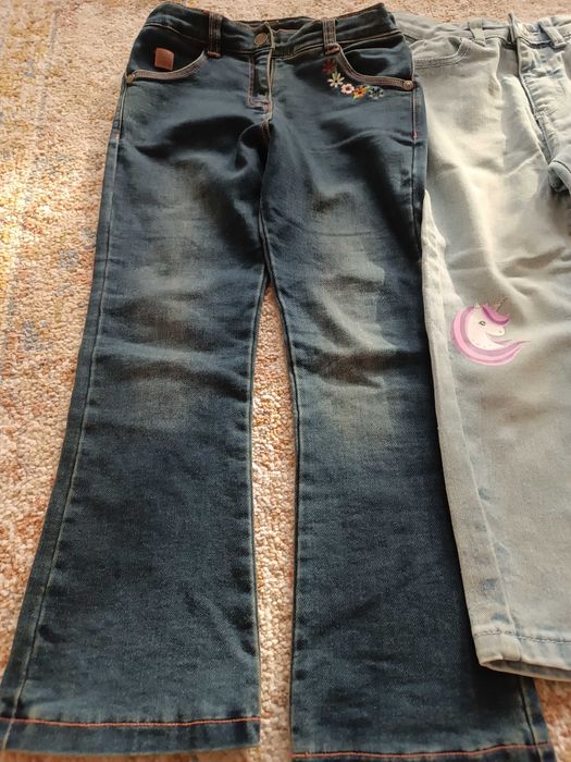 Дънки Boboli и рокли за момиче -110 р-р