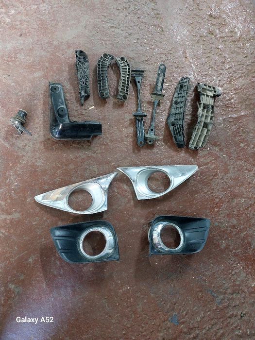 Крыло передед  тойота