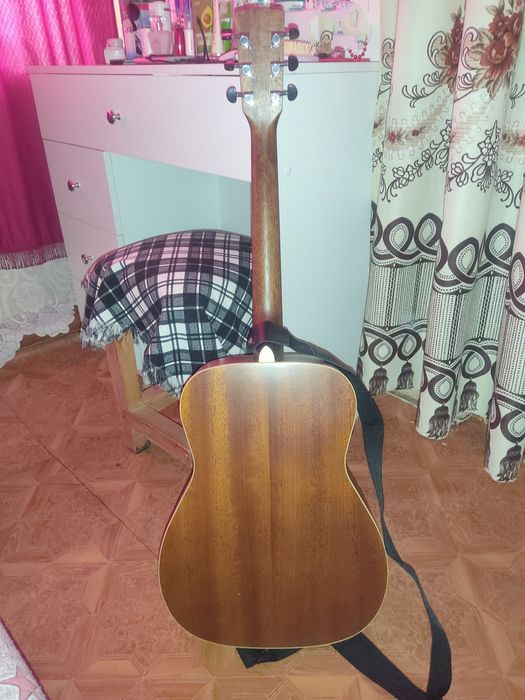 Трансаккустическая гитара Cort