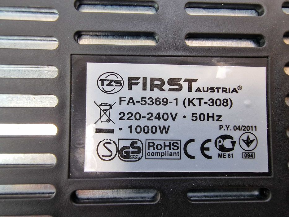 First, Prajitor de paine 2 felii, 7 niveluri de rumenire, 1000W**