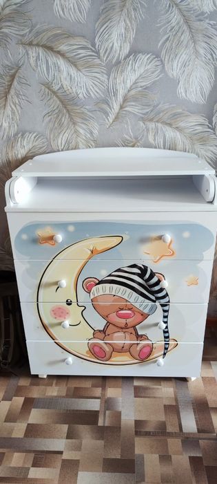 Продам пеленальный комод