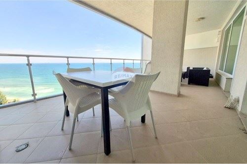 Продава се Двустаен апартамент в Бяла - 141 кв.м за 993 €/кв.м - Снимка #5