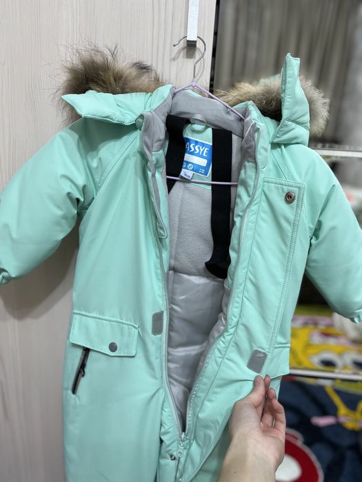 Продам новый комбинезон 86р