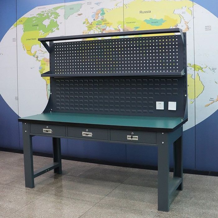 HPL панели для лабораторий, перегородок и санитарных кабин