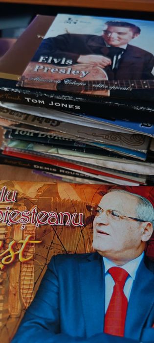 Vând mp3 cd-uri muzică