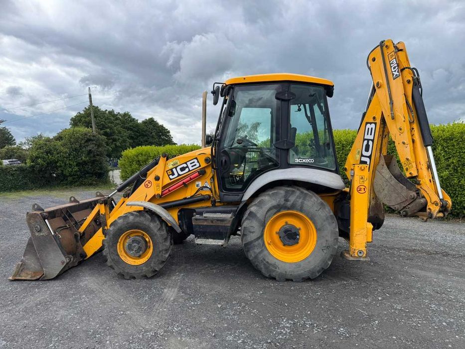 buldoexcavator jcb 3cx an 2014