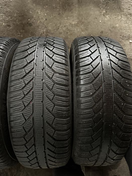 215 60 16 Semperit iarna
