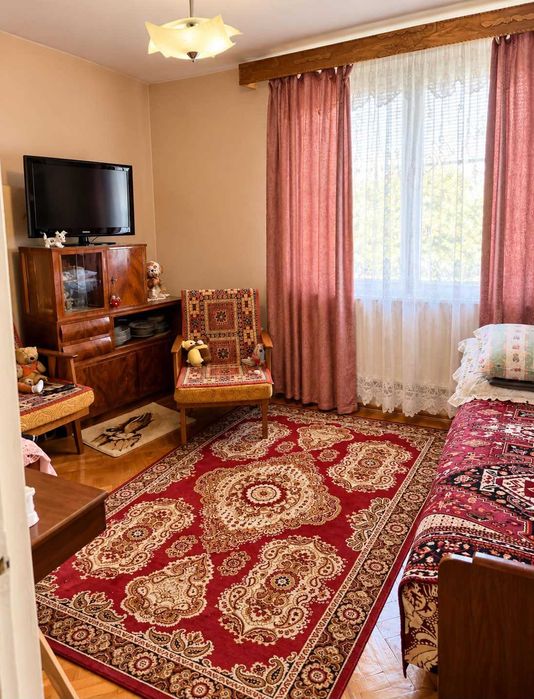 Proprietar vând apartament 2 camere Gherla, 52 mp, etaj 3, centrală, mobilat