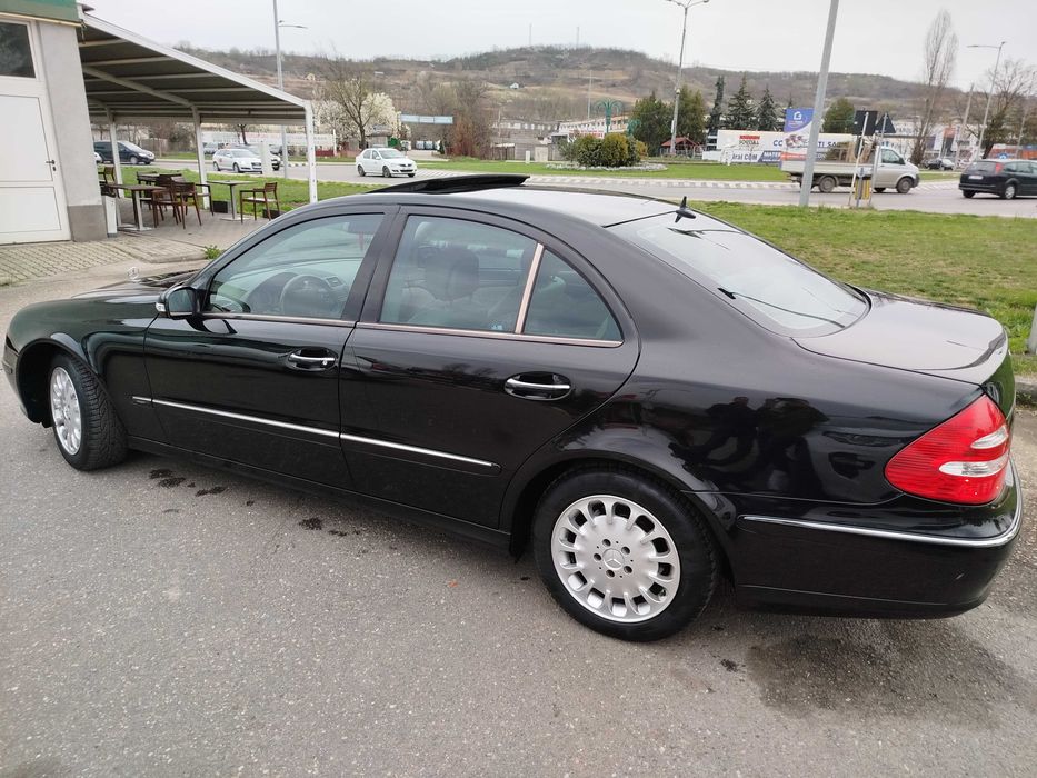 Mercedes Benz E 220,An 2005 decembrie