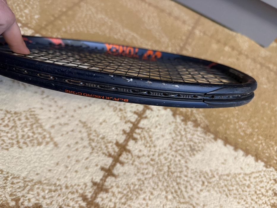 Racheta Yonex Vcore Pro 100 280g