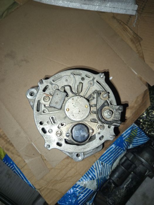 Генератор на пассат Ауди