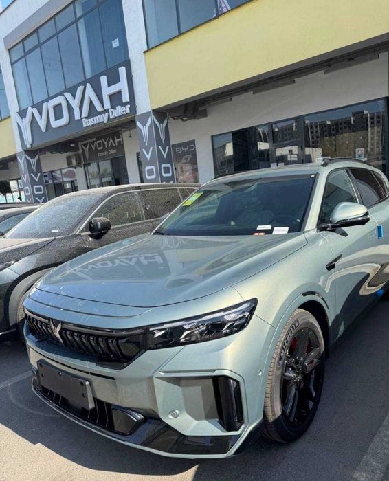 Voyah Free 2026 — 3