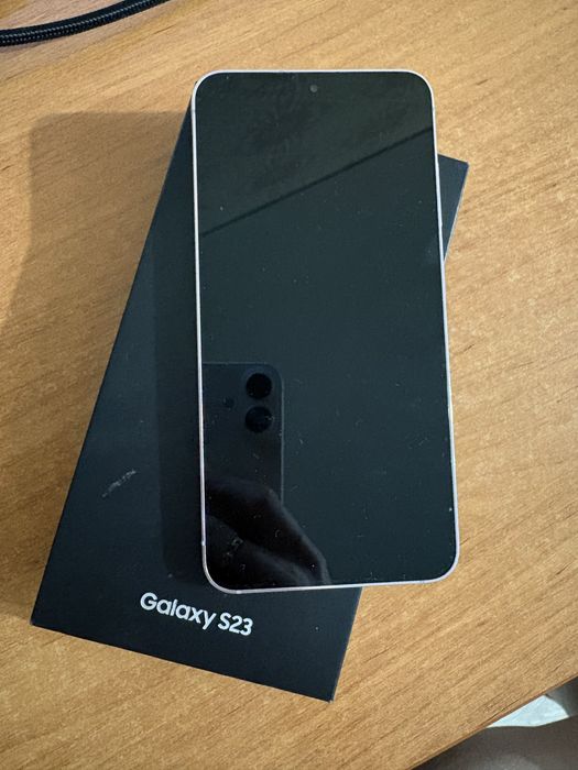 Продам Samsung s23