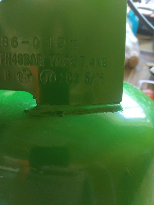 Газова бутилка със горелка