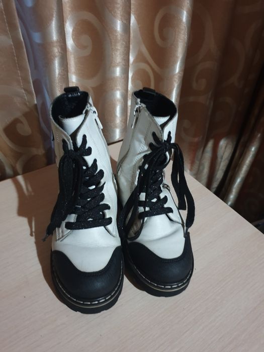 Ботинки зимние  для девочки