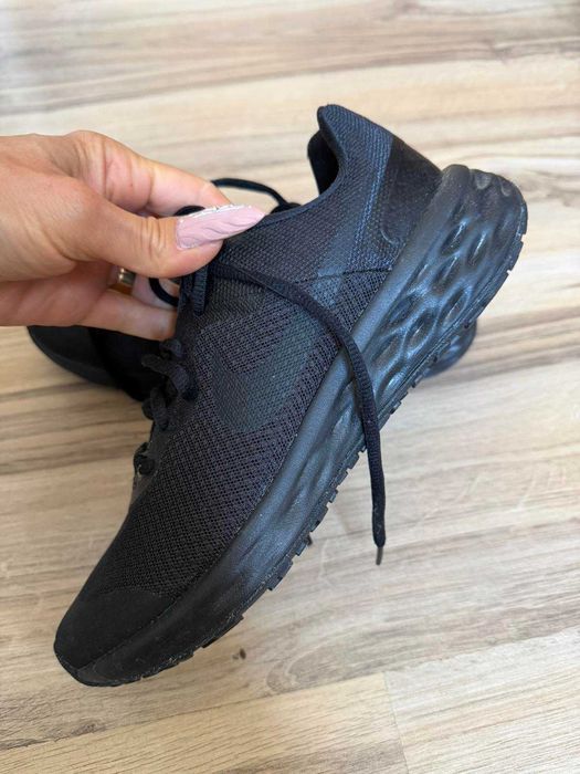 Дамски маратонки Nike