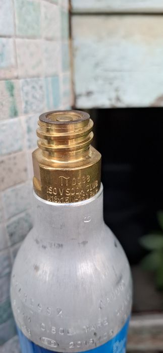 Butelie  SodaStream CO2, 400 grame CO2, plină nouă ,60-80 litri de sifon