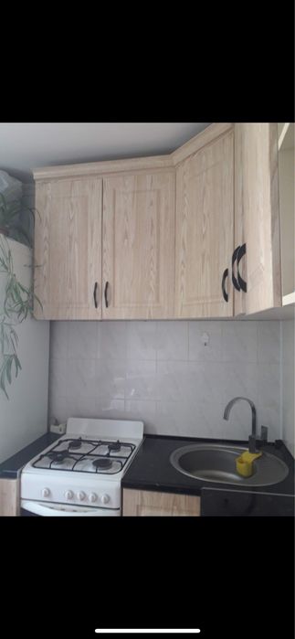 Кухонная мебель гарнитур